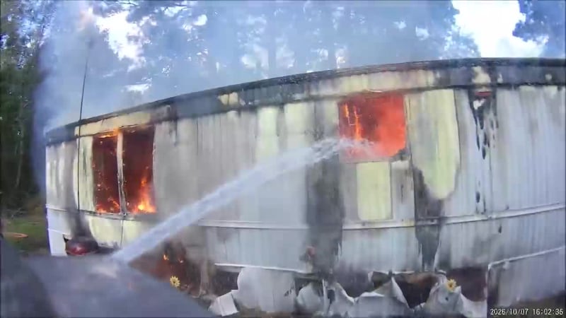 1 injured in Nacogdoches County trailer home fire
