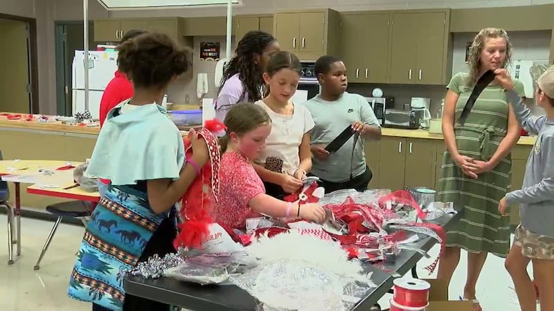 A free workshop helps families avoid high floral shop prices while keeping a community...