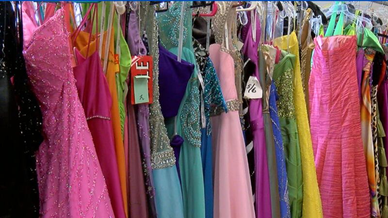 Prom Project in Lufkin offers to help teens in need of dress, advice for prom night Prom Project in Lufkin offers to help teens in need of dress, advice for prom night