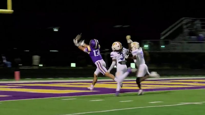 WATCH: Lufkin’s Fitzgerald make the catch with his fingertips for TD