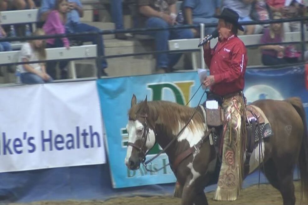 Mike Mathis, Lufkin Host Lions Club to receive national rodeo honor