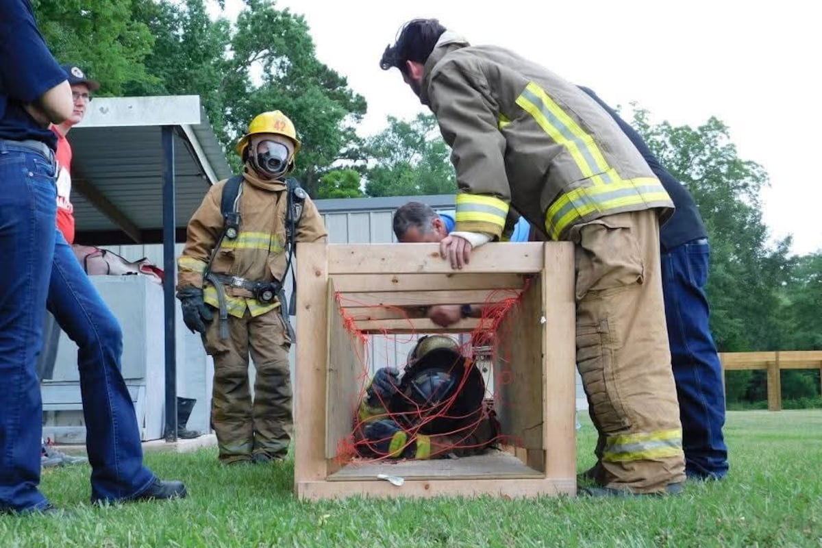 preloaded gallery image