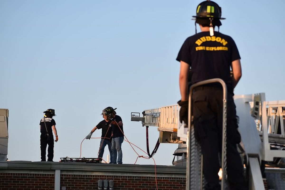 preloaded gallery image