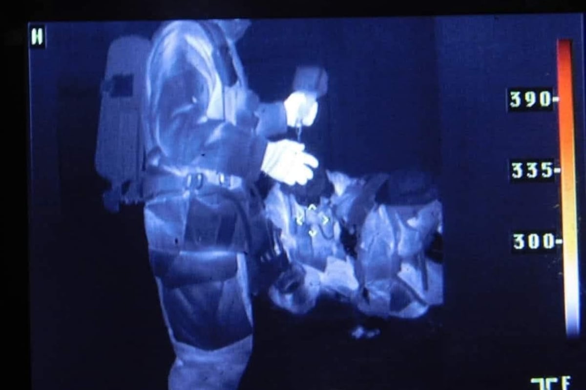 preloaded gallery image