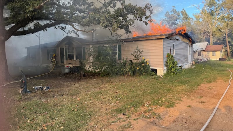 7 residents displaced following house fire in Nacogdoches County
