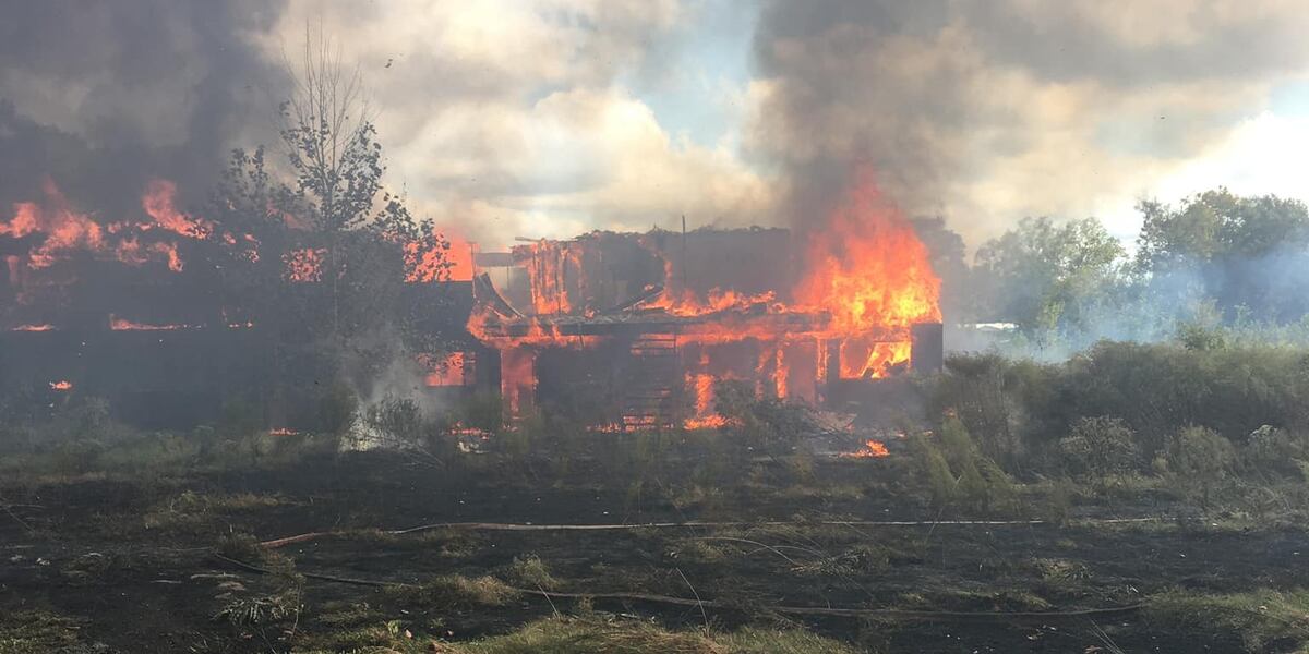 Fire destroys apartments on FM 355 in Groveton