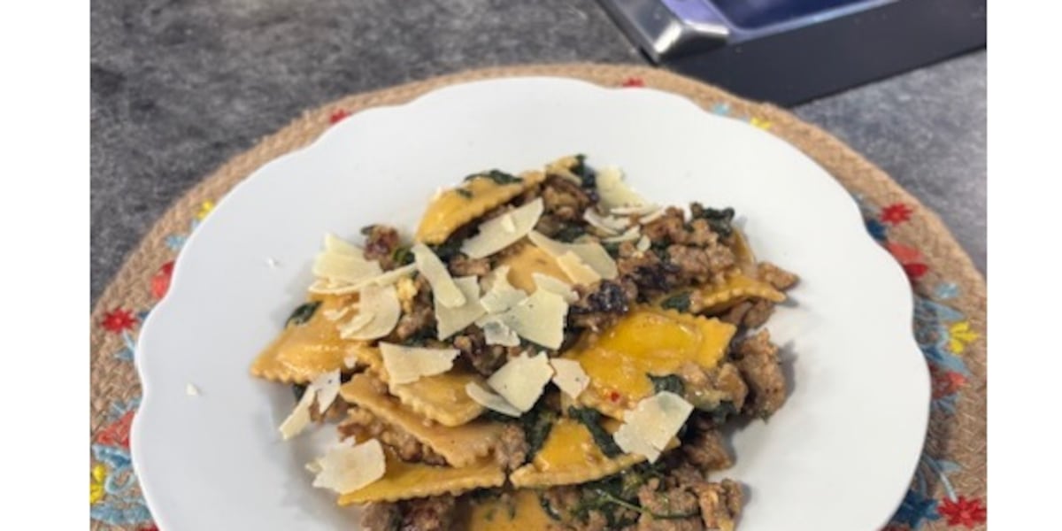 1-pot Italian sausage and ravioli by Mama Steph